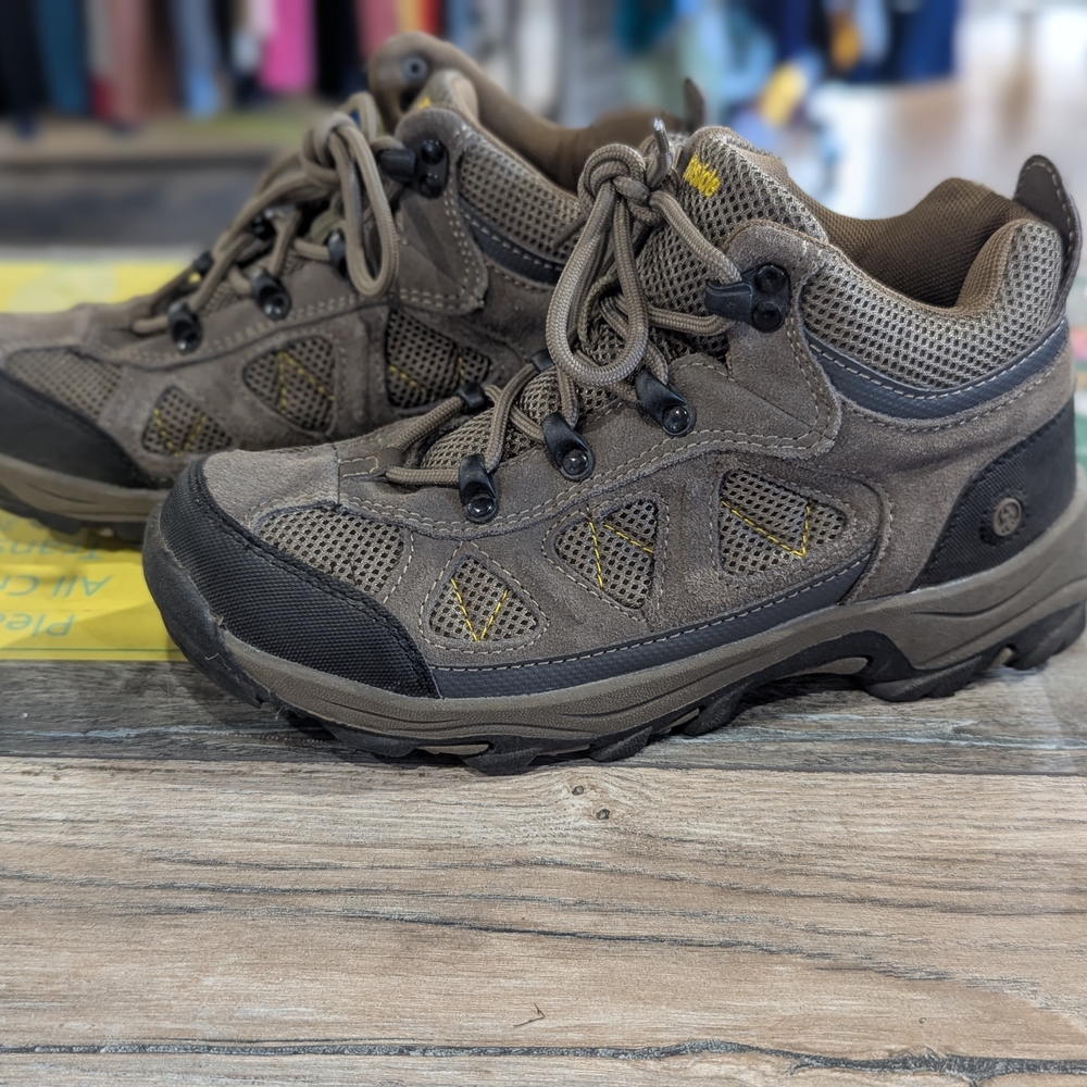 Northside Kids Brown and Black Boots